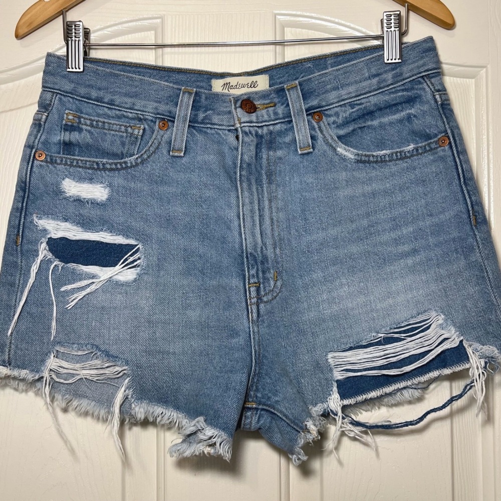 Madewell The Momjean Short Light Wash Distressed Denim Shorts Size 27 High Rise